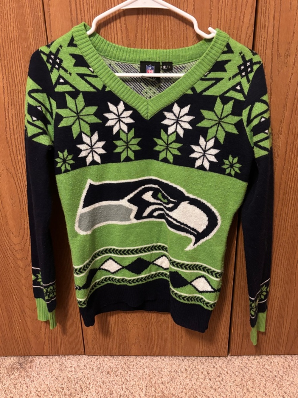 Women’s knit Seattle Seahawks Green & Navy V-Neck Sweater - NFL Licensed